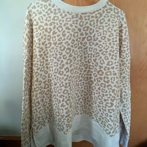 Cute oversized Cheetah crew